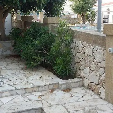 Villetta Castro Marina